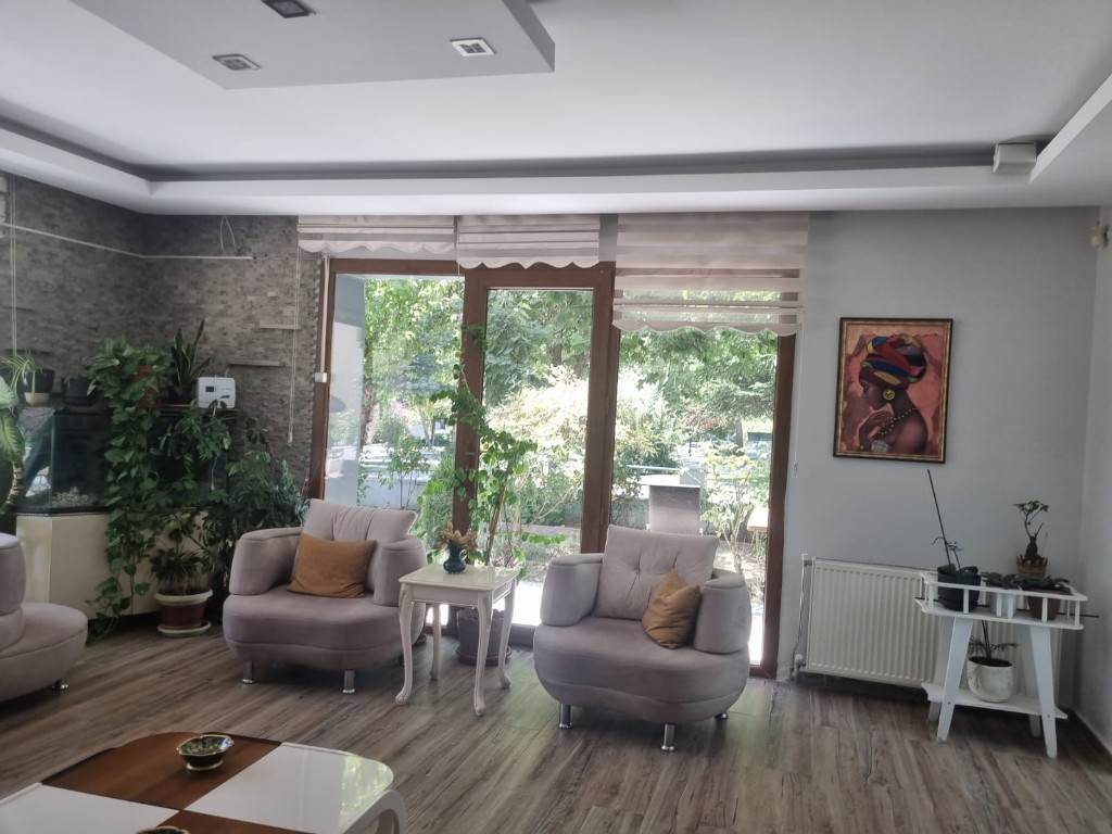 Bekleme Salonu